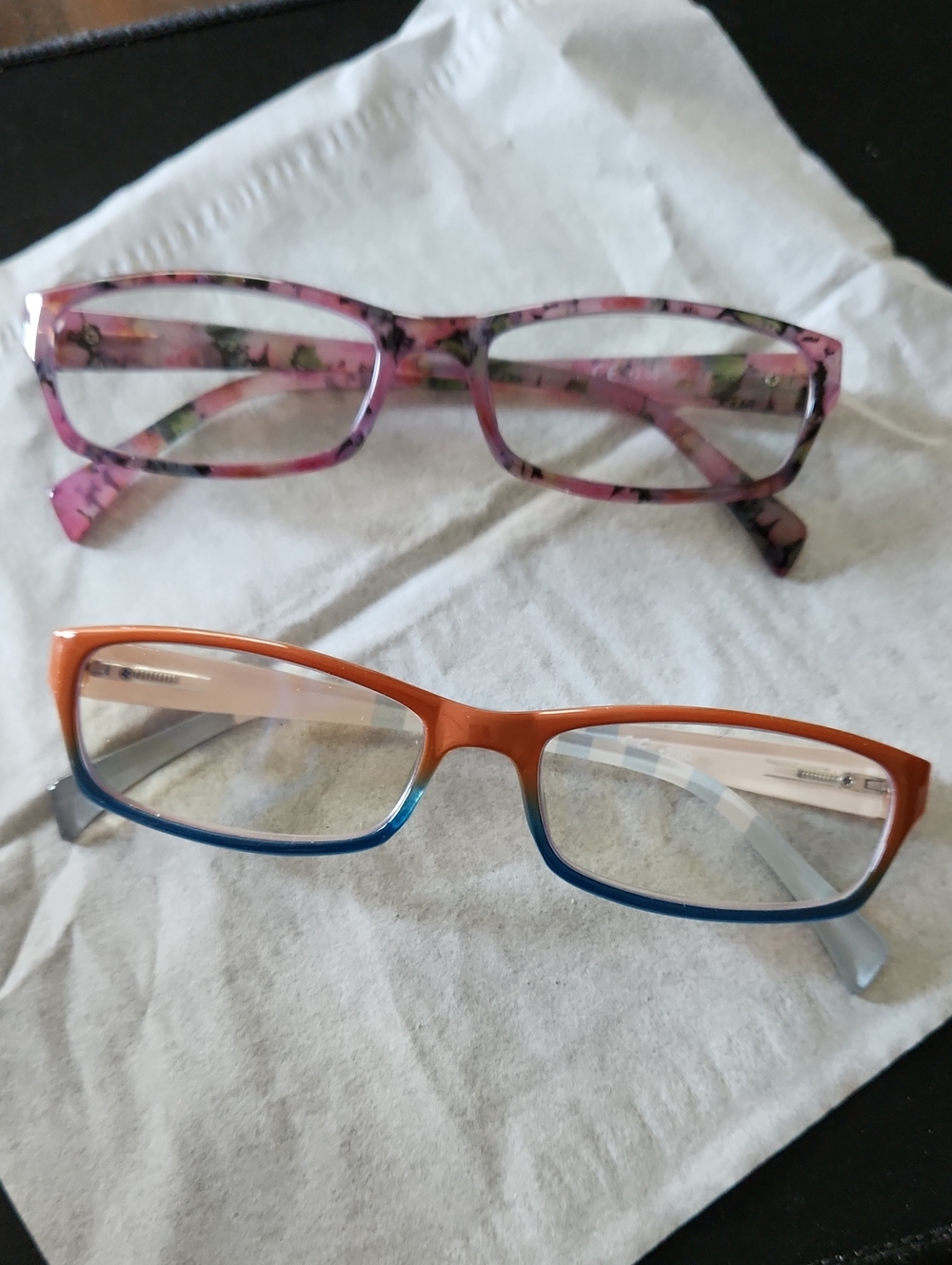 NEW Women Reading Glasses 2 Pairs Ladies Purple Spring Hinge Sides Readers 2.0